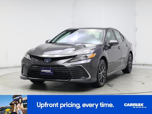 2021 Toyota Camry Hybrid XLE