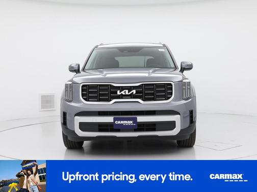 Silver 2025 Kia Telluride S