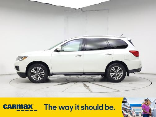 2018 Nissan Pathfinder SV