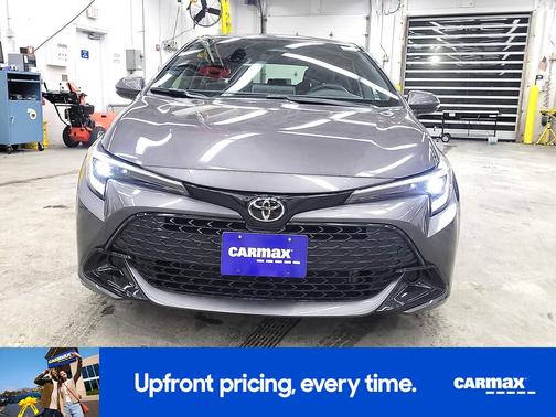 2025 Toyota Corolla Hatchback SE