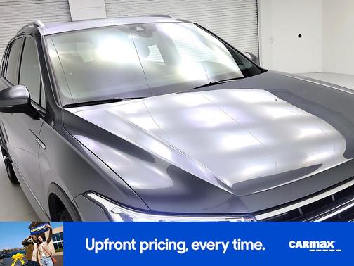 Gray 2022 Volkswagen Tiguan SEL R-Line
