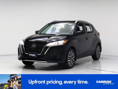 Black 2024 Nissan Kicks SV