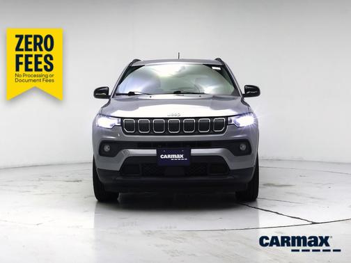 Silver 2022 Jeep Compass Latitude Lux