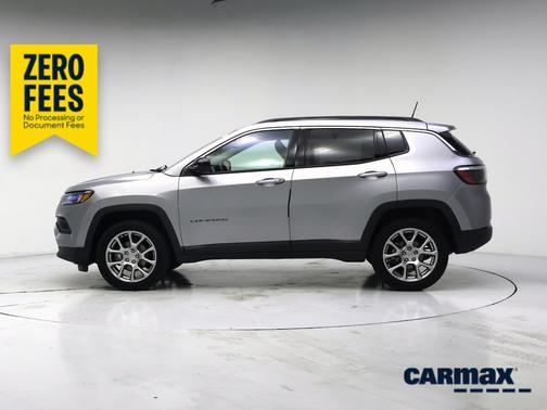 Silver 2022 Jeep Compass Latitude Lux