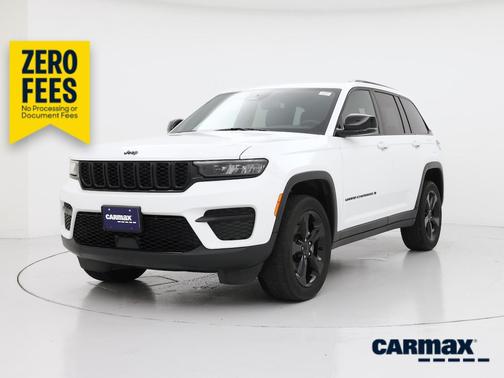 White 2023 Jeep Grand Cherokee Altitude