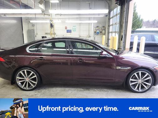 2016 Jaguar XF Prestige