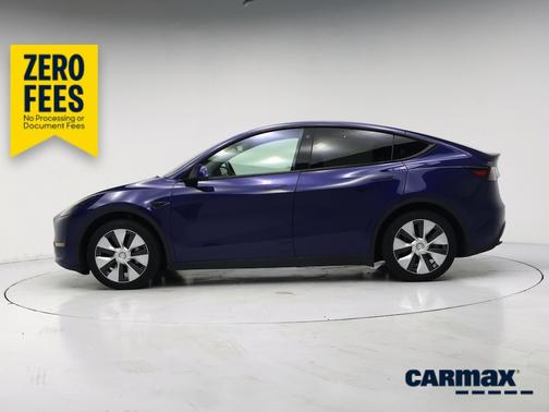 Blue 2023 Tesla Model Y Long Range
