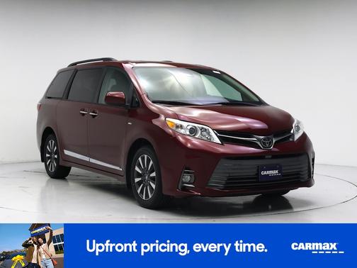 Red 2018 Toyota Sienna XLE