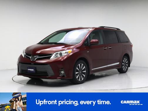 Red 2018 Toyota Sienna XLE