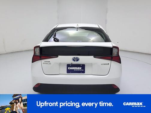 2021 Toyota Prius LE