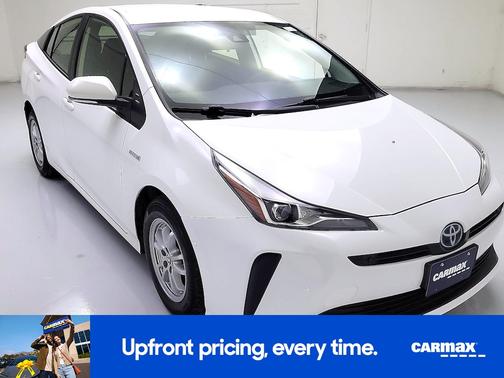 2021 Toyota Prius LE
