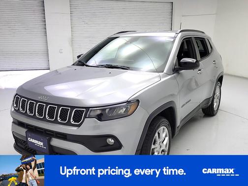 2023 Jeep Compass Latitude Lux