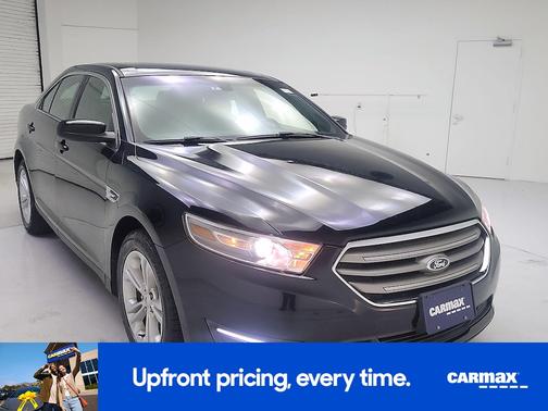 Green 2014 Ford Taurus SEL