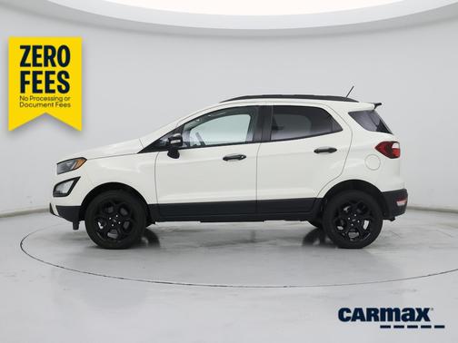 White 2022 Ford EcoSport SES