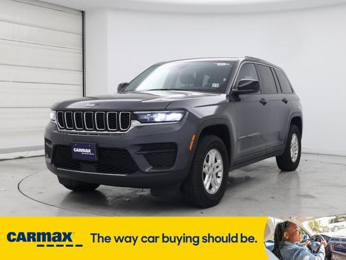 2022 Jeep Grand Cherokee Laredo