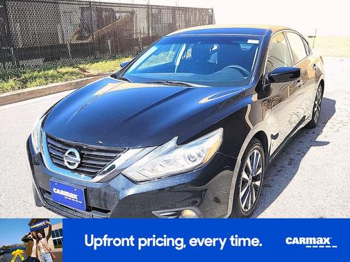 Black 2017 Nissan Altima SV