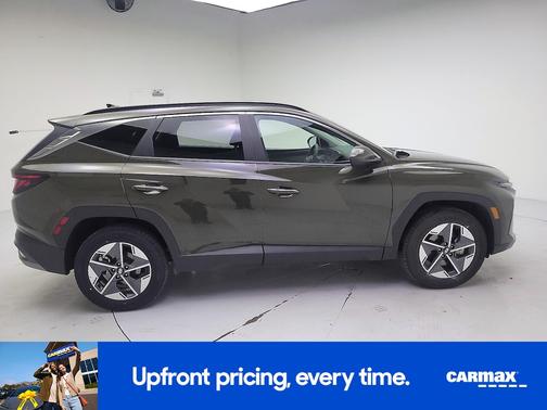 Green 2025 Hyundai TUCSON SEL