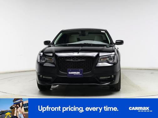 Black 2022 Chrysler 300 Touring L