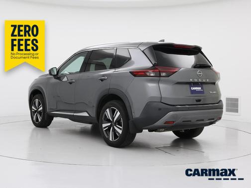Gray 2023 Nissan Rogue SL