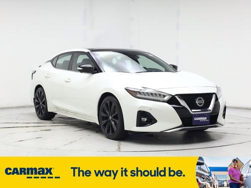 2019 Nissan Maxima SR