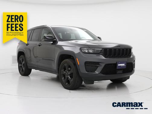 Gray 2023 Jeep Grand Cherokee Altitude
