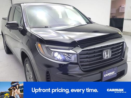 Black 2023 Honda Ridgeline RTL
