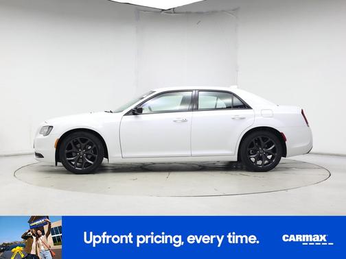 2023 Chrysler 300 Touring