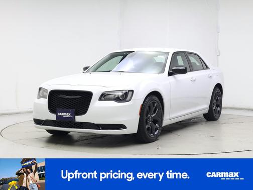 2023 Chrysler 300 Touring
