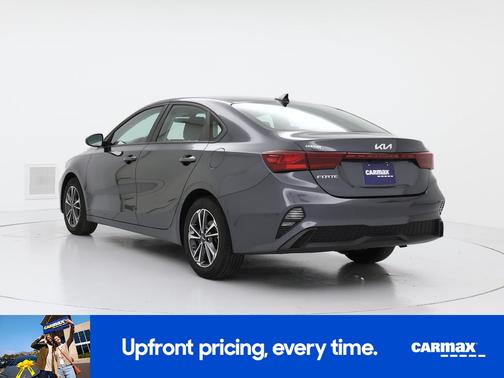 Gray 2024 Kia Forte LXS
