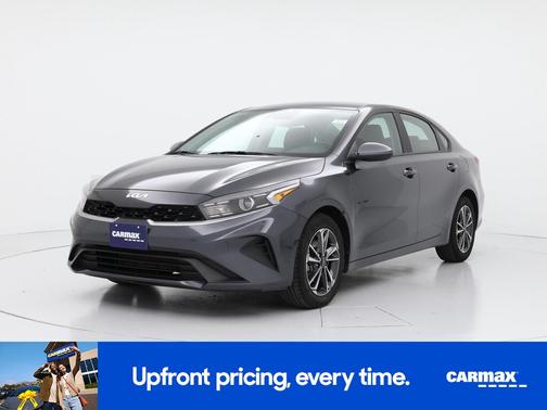 Gray 2024 Kia Forte LXS