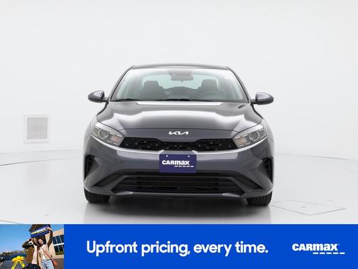Gray 2024 Kia Forte LXS