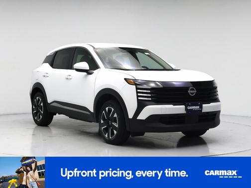 White 2025 Nissan Kicks SV