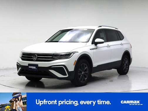 White 2023 Volkswagen Tiguan SE