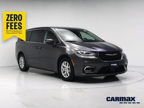 Gray 2023 Chrysler Pacifica Touring L