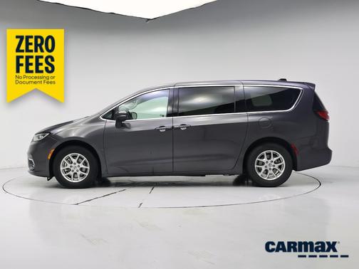 Gray 2023 Chrysler Pacifica Touring L
