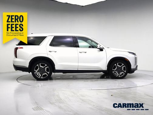 White 2023 Hyundai PALISADE SEL