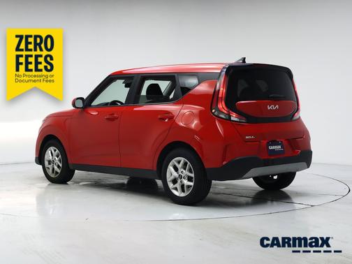 Red 2023 Kia Soul LX