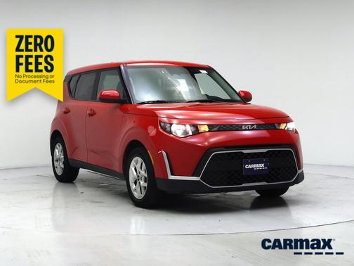 Red 2023 Kia Soul LX