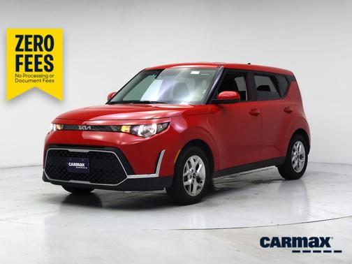 Red 2023 Kia Soul LX
