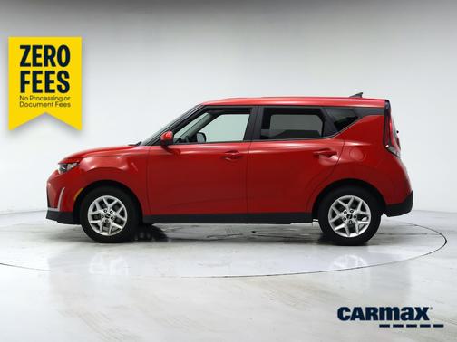 Red 2023 Kia Soul LX
