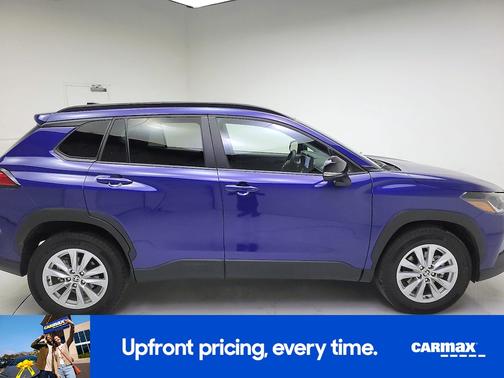 2025 Toyota Corolla Cross LE