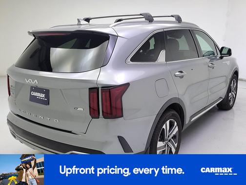 Gray 2022 Kia Sorento Plug-In Hybrid SX