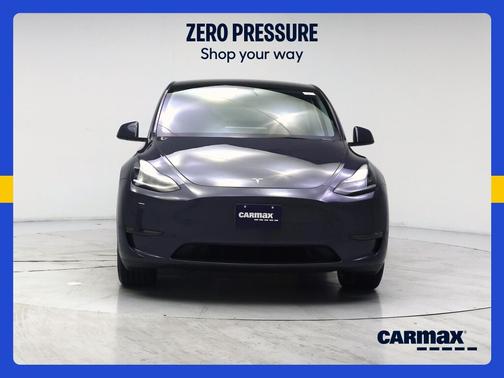 Gray 2023 Tesla Model Y Long Range