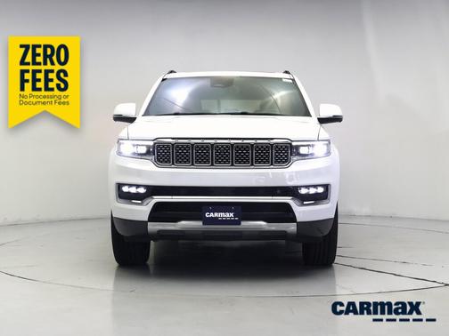 White 2022 Jeep Grand Wagoneer Series III