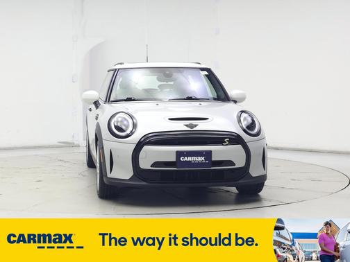 2022 MINI SE Hardtop SE