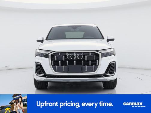 White 2025 Audi Q7 Premium Plus