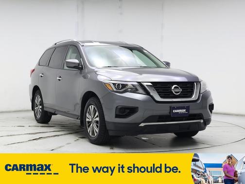 2020 Nissan Pathfinder S