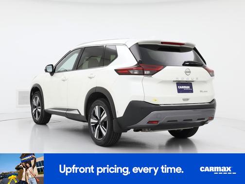 White 2023 Nissan Rogue SL