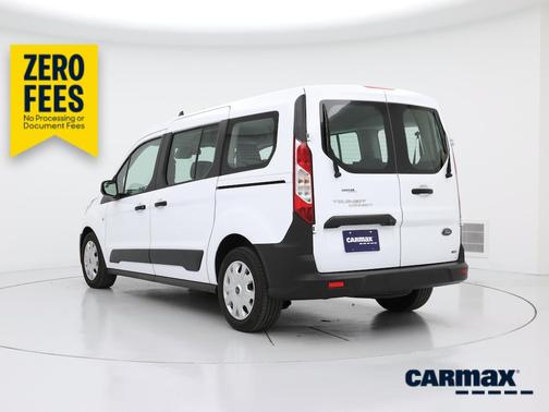 White 2022 Ford Transit Connect XL
