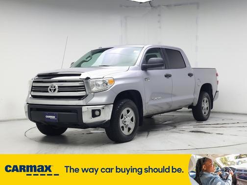 2017 Toyota Tundra SR5